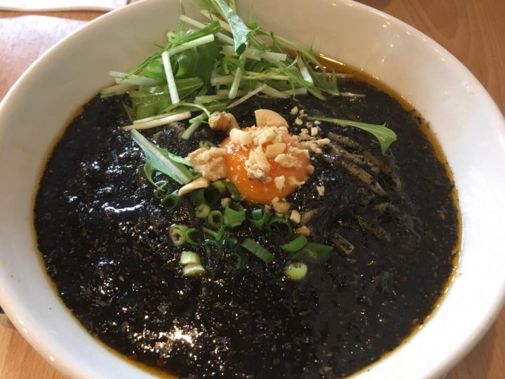 噂の汁なし担々麺を食す　【佐藤製麺所】